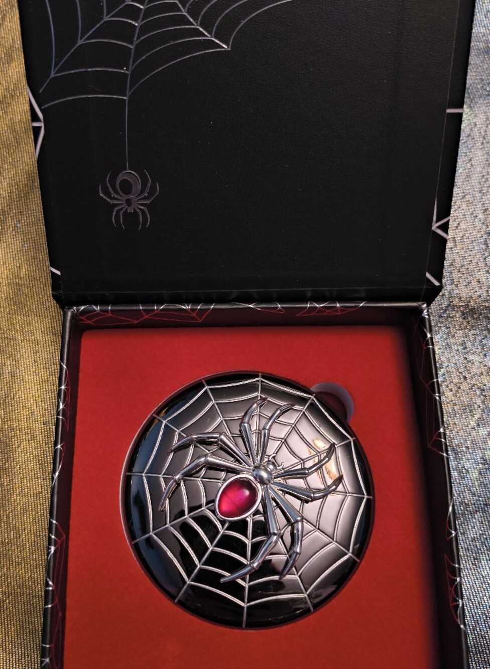 Besame Cosmetics Spider Compact